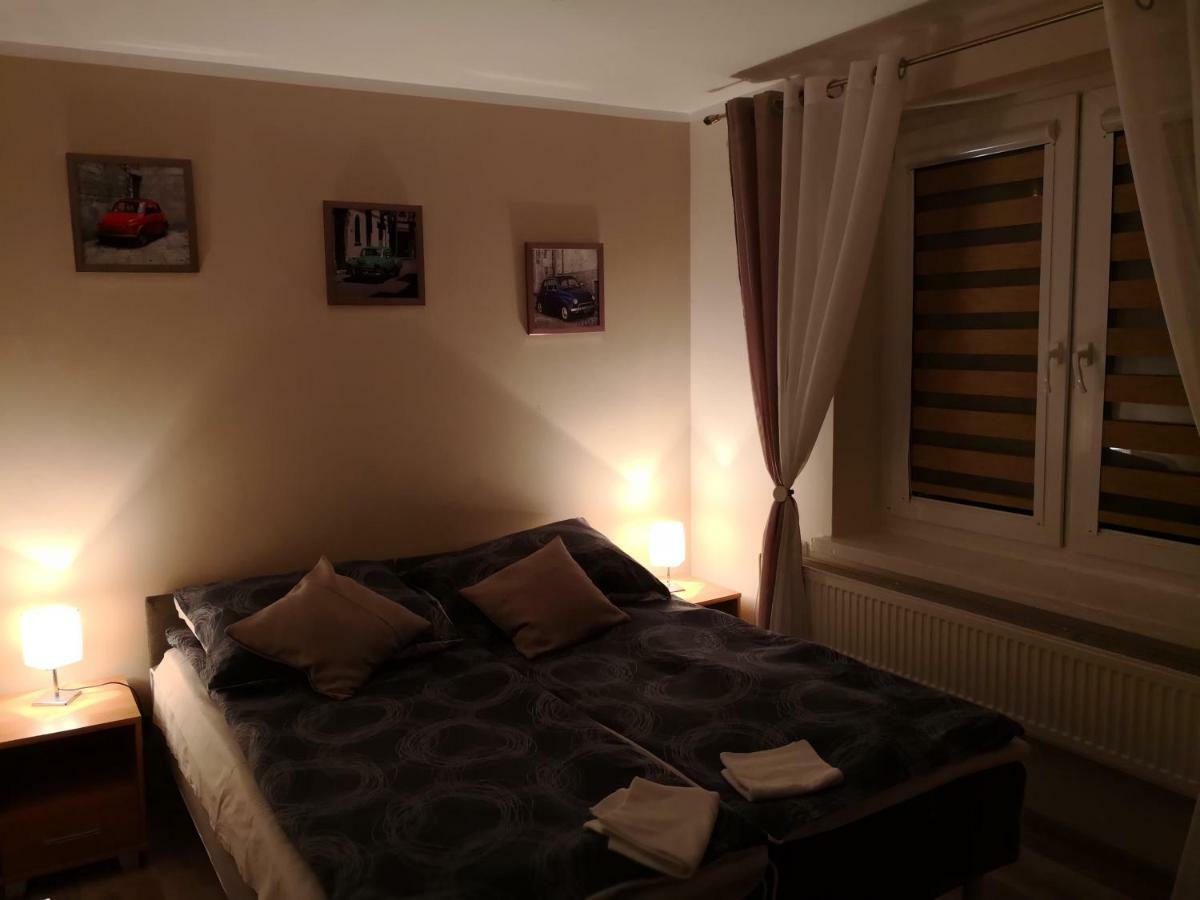 Pokoje Wakacyjne - Wizygran Leba Exteriér fotografie