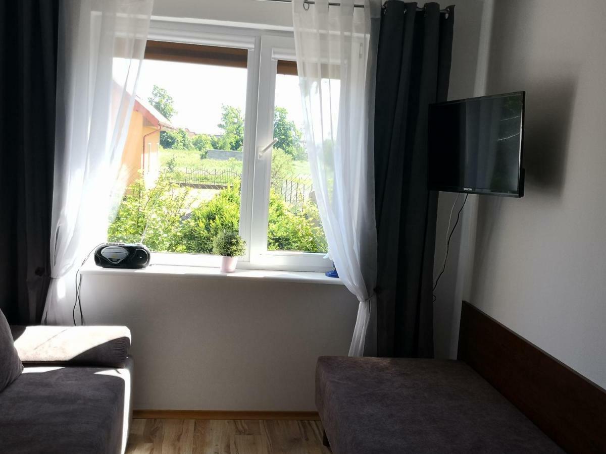 Pokoje Wakacyjne - Wizygran Leba Exteriér fotografie